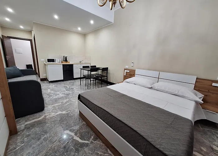 Πανσιόν Arte Mia 3*